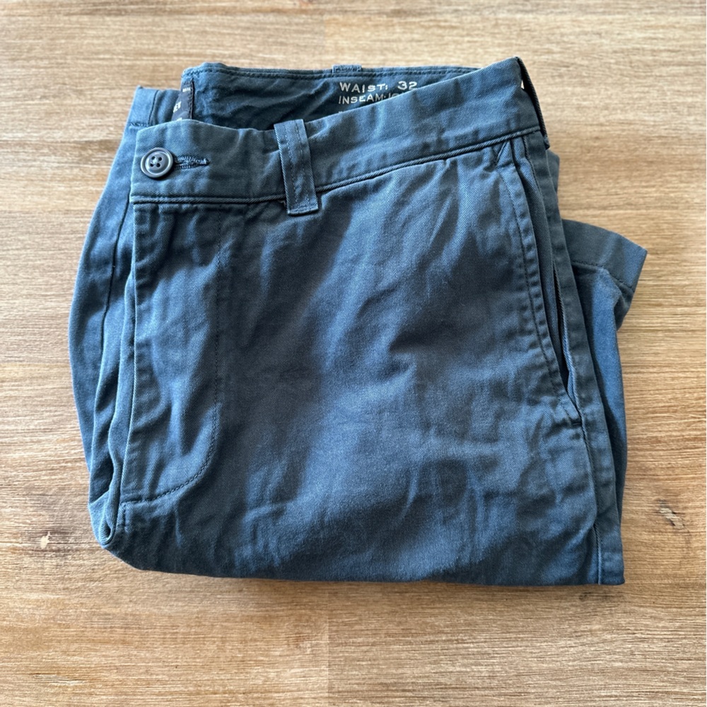 J.Crew Garment Dyed 10.5” Shorts